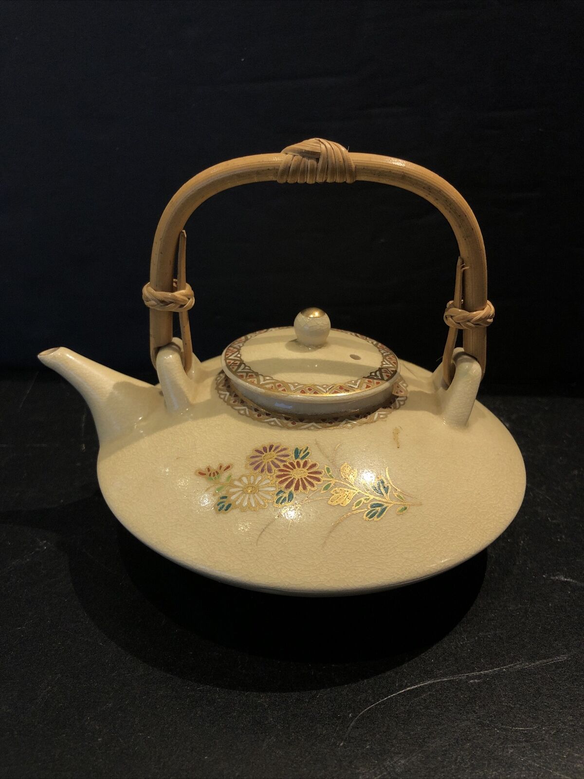 Asian Oriental Japanese Satsuma Style Teapot Floral Pattern Signed