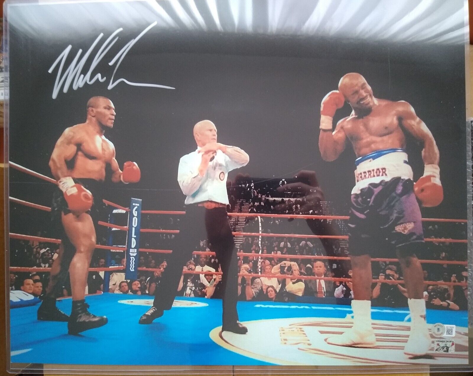 Mike Tyson Signed/autographed 16x20 Photo Holyfield Ear Bite Fight Beckett Coa